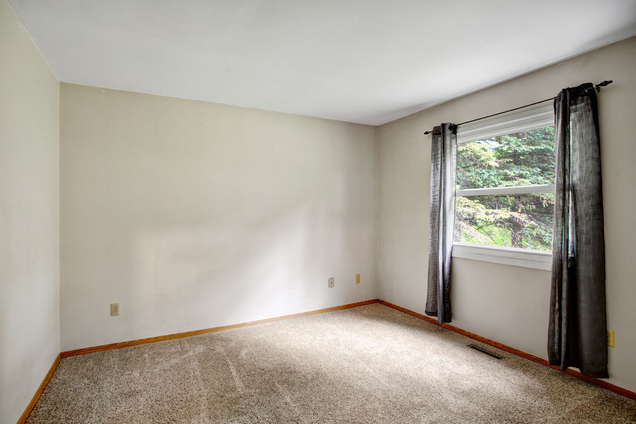  800 Elm Ave E, Delano, MN 55328, US Photo 14