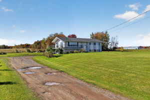  Photo 0