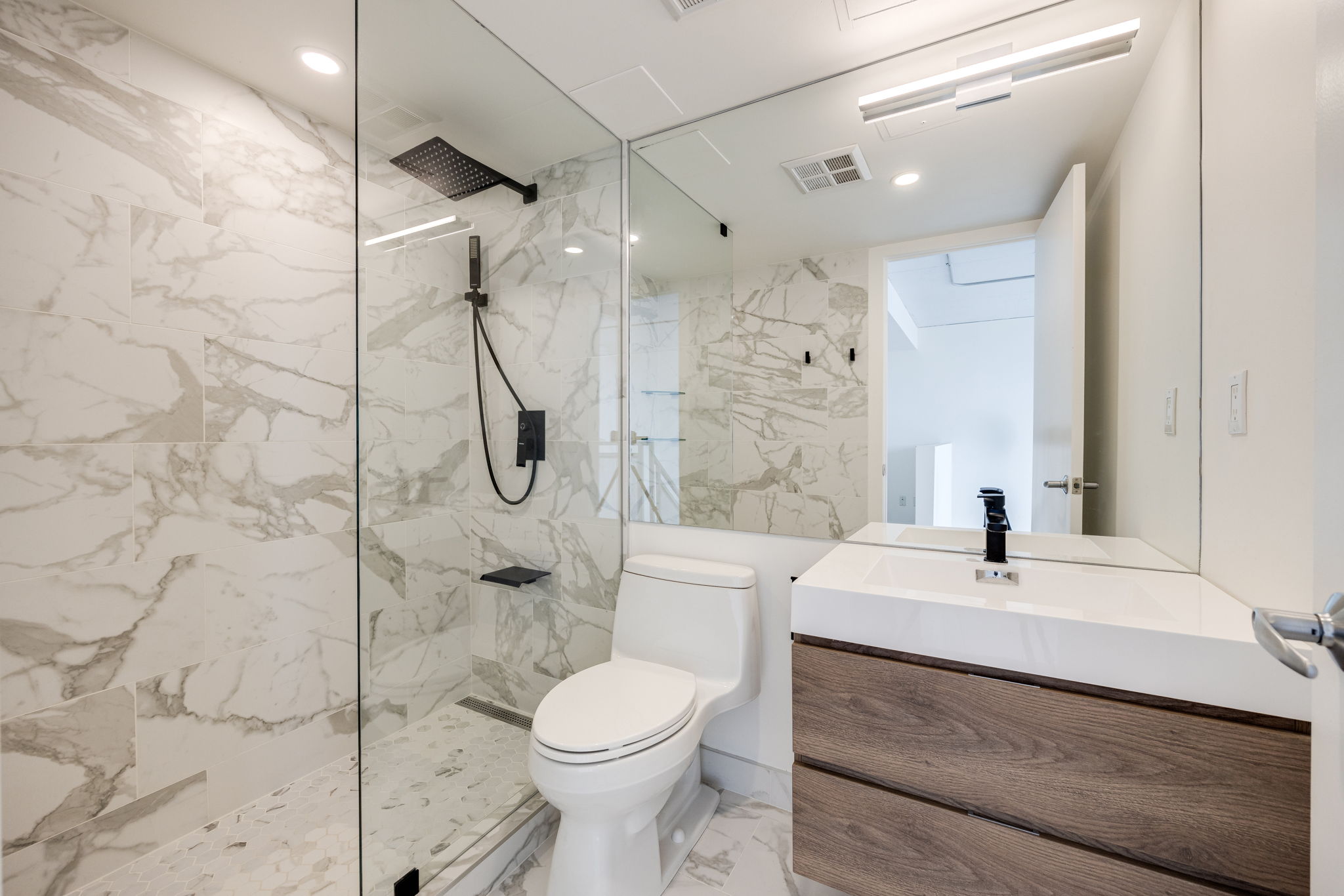 Toronto property showcase — delivered property photograph 20