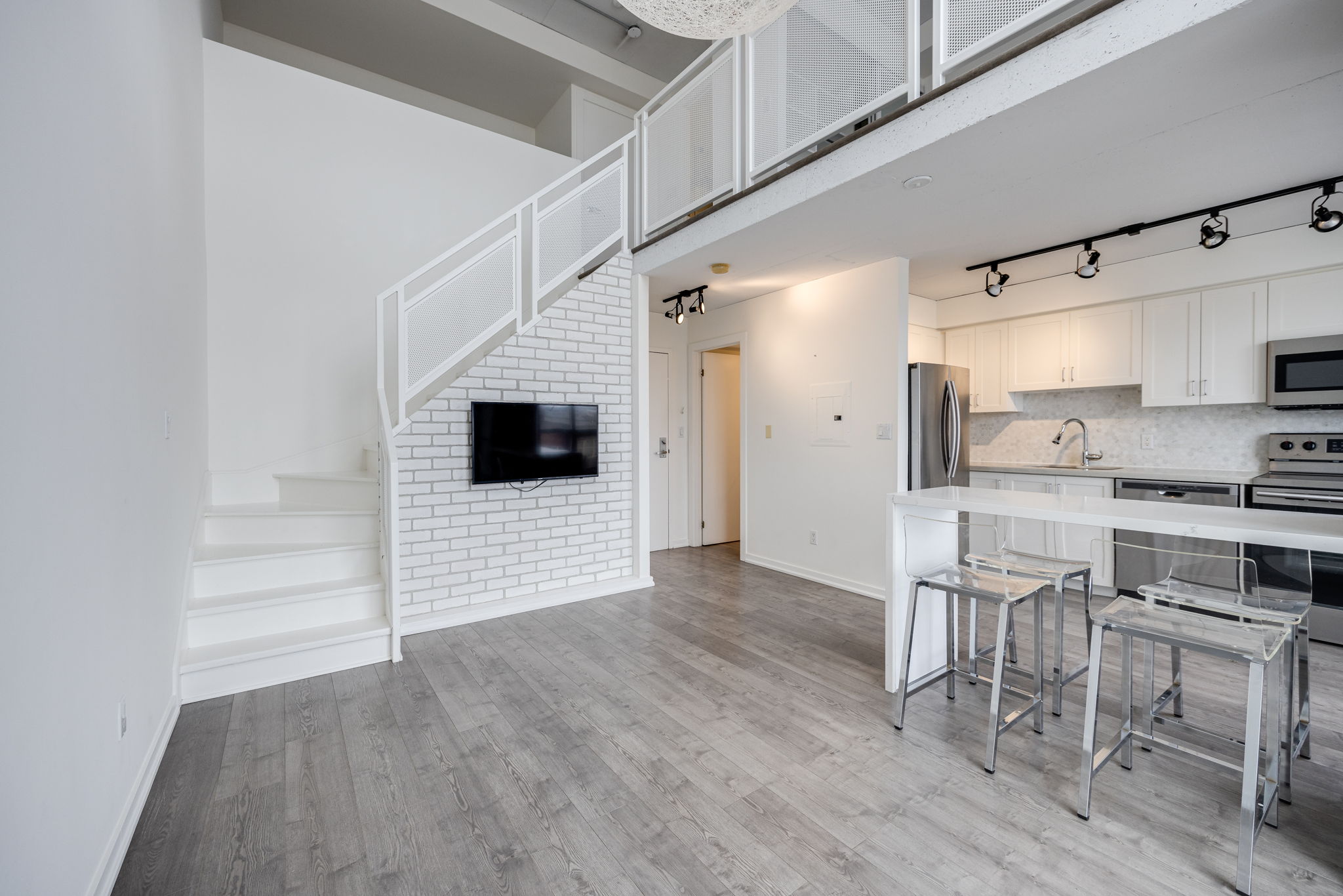 Toronto property showcase — delivered property photograph 9
