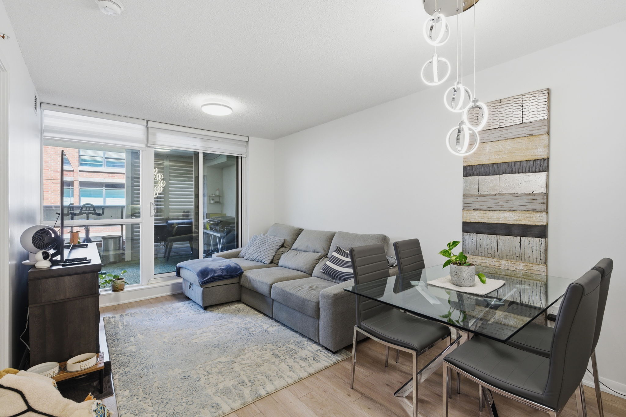 Property in Toronto — delivered property photograph 7
