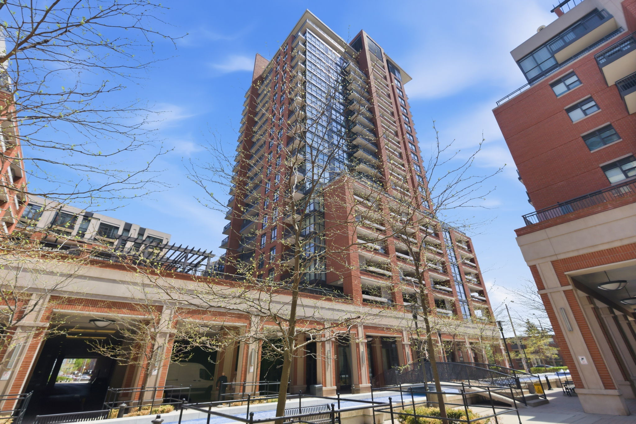 Property in Toronto — delivered property photograph 21
