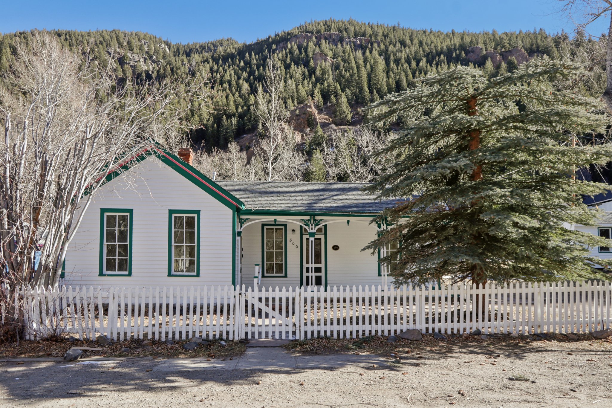 Main St-S3112-001.jpg