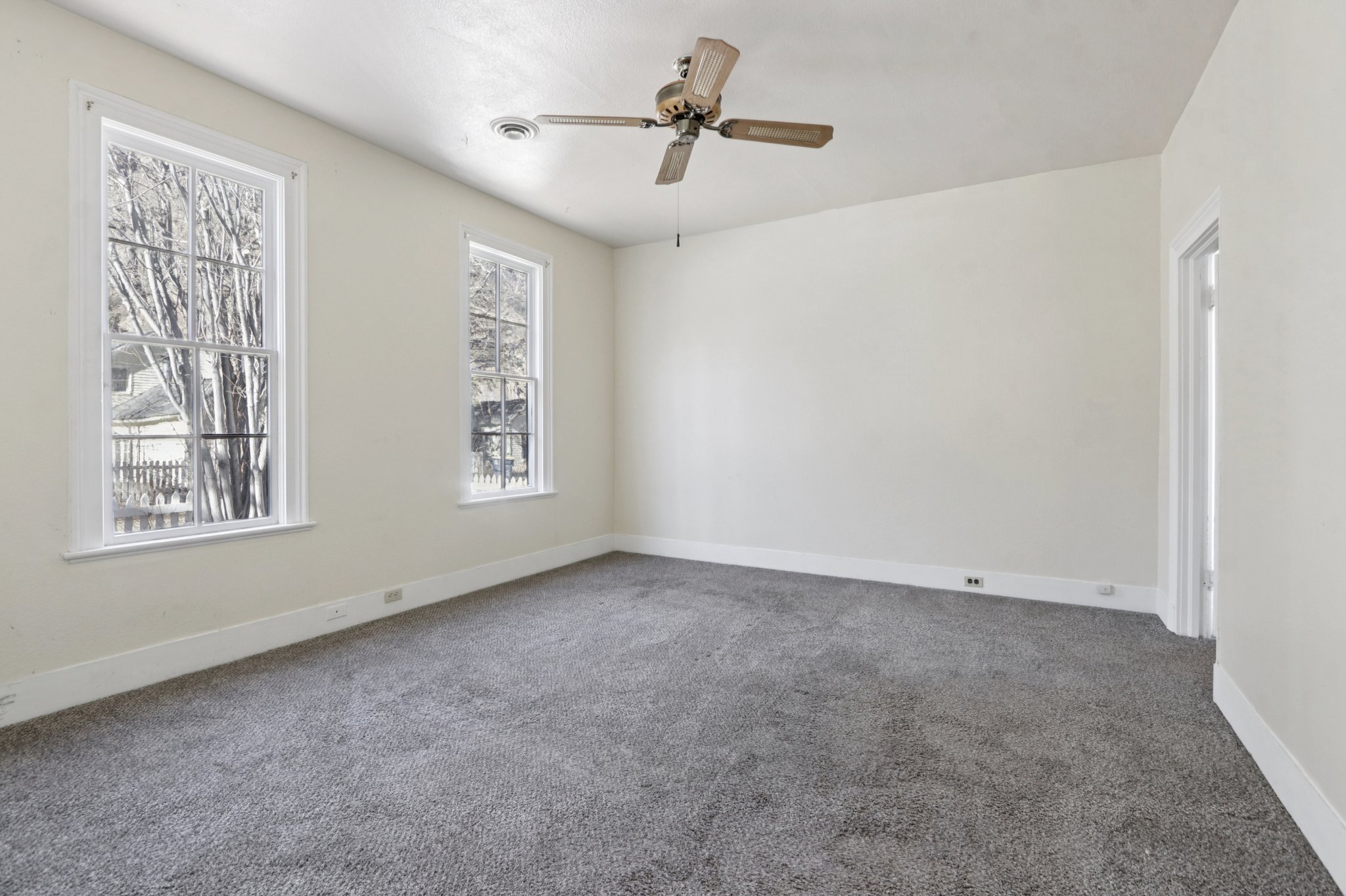 Main St-S3112-012.jpg