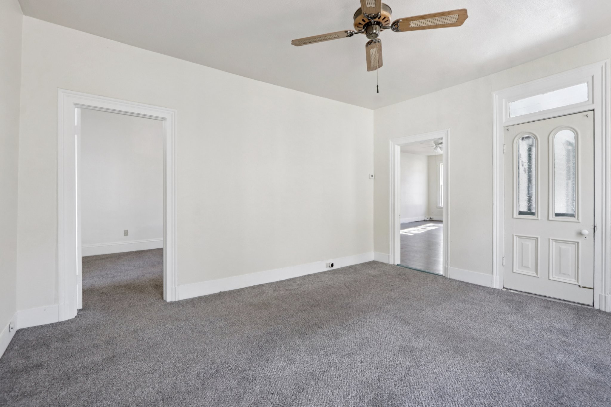 Main St-S3112-013.jpg