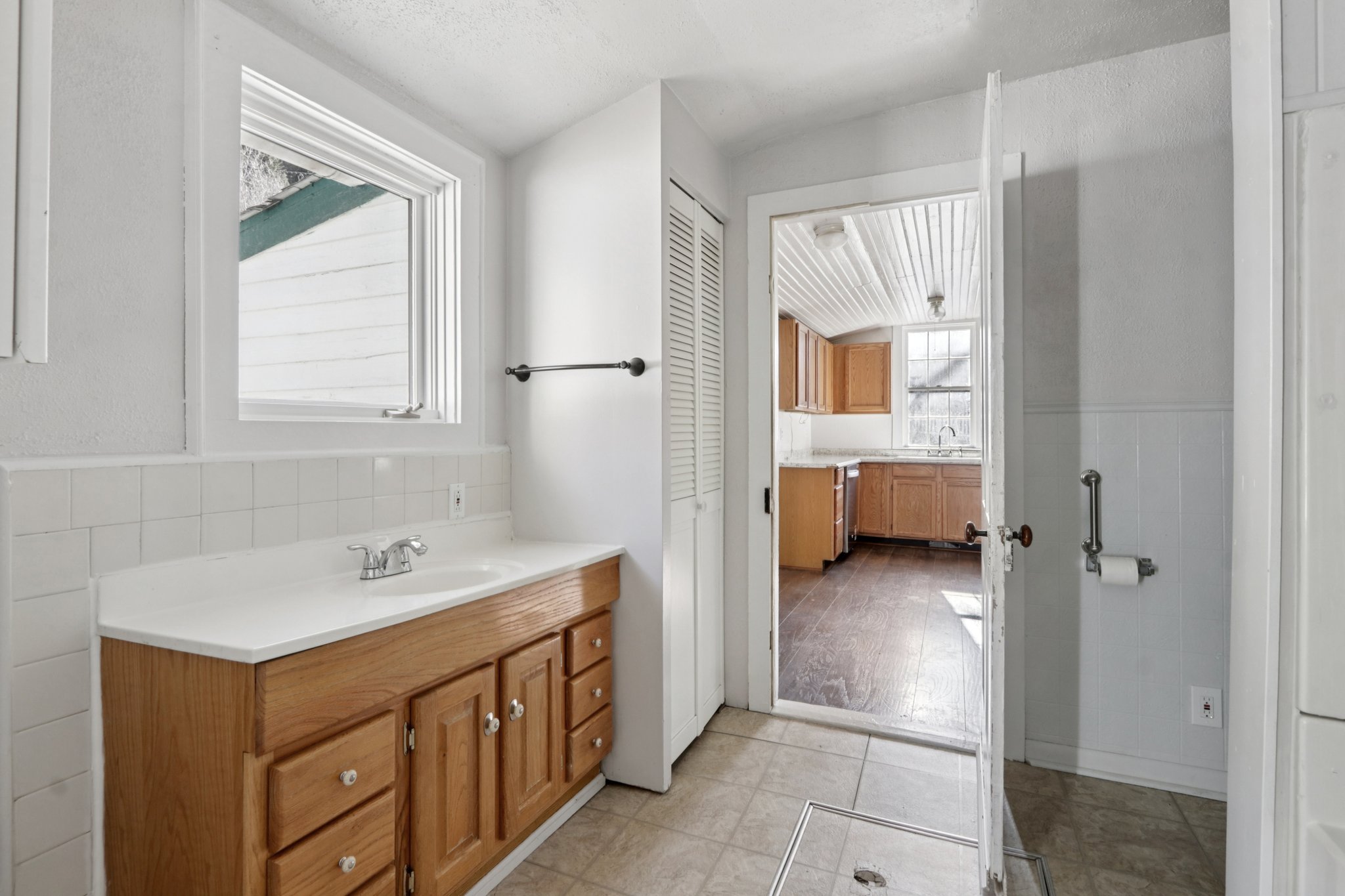 Main St-S3112-019.jpg