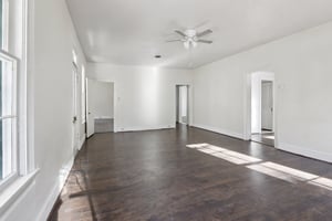 Main St-S3112-008.jpg