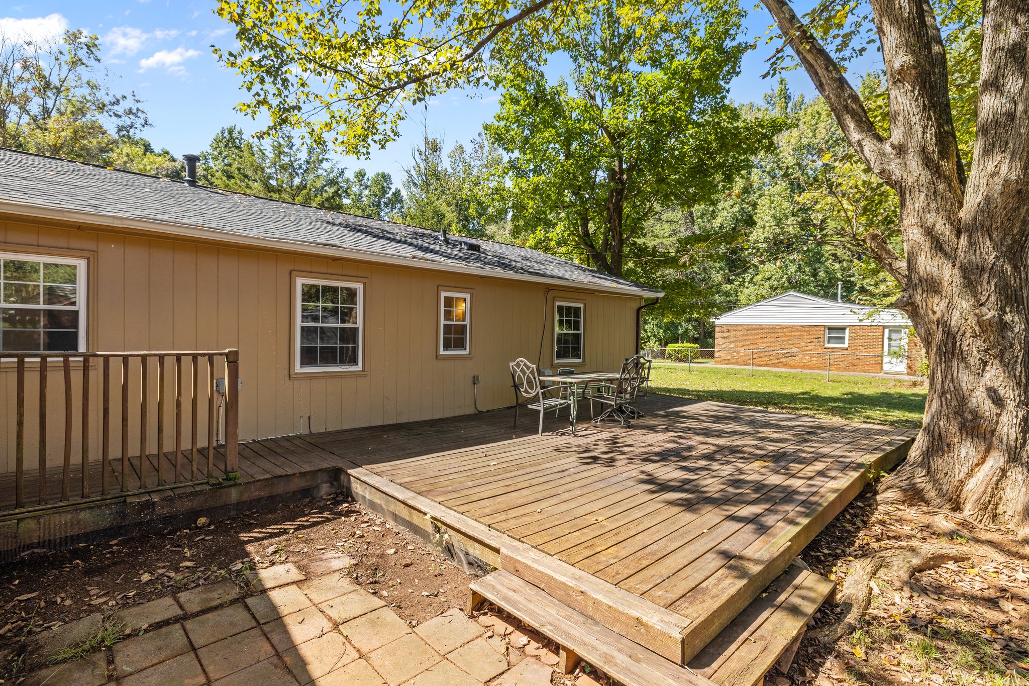 800 Milan Rd E, Charlotte, NC 28216, USA Photo 2