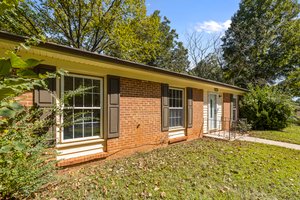 800 Milan Rd E, Charlotte, NC 28216, USA Photo 5