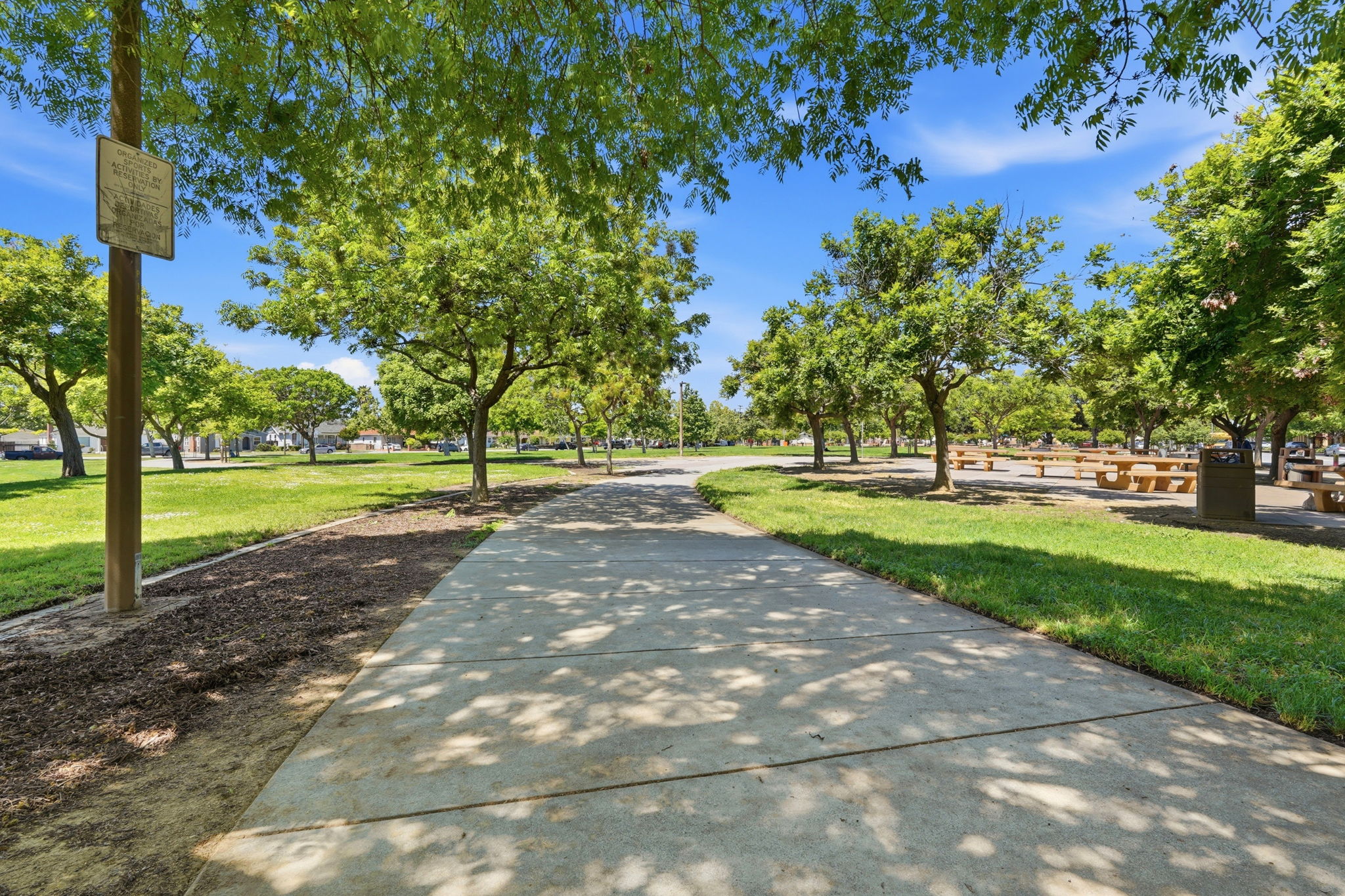 039_F8_800 N 8th St