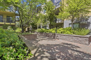 036_F8_800 N 8th St