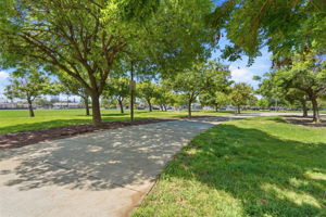 037_F8_800 N 8th St