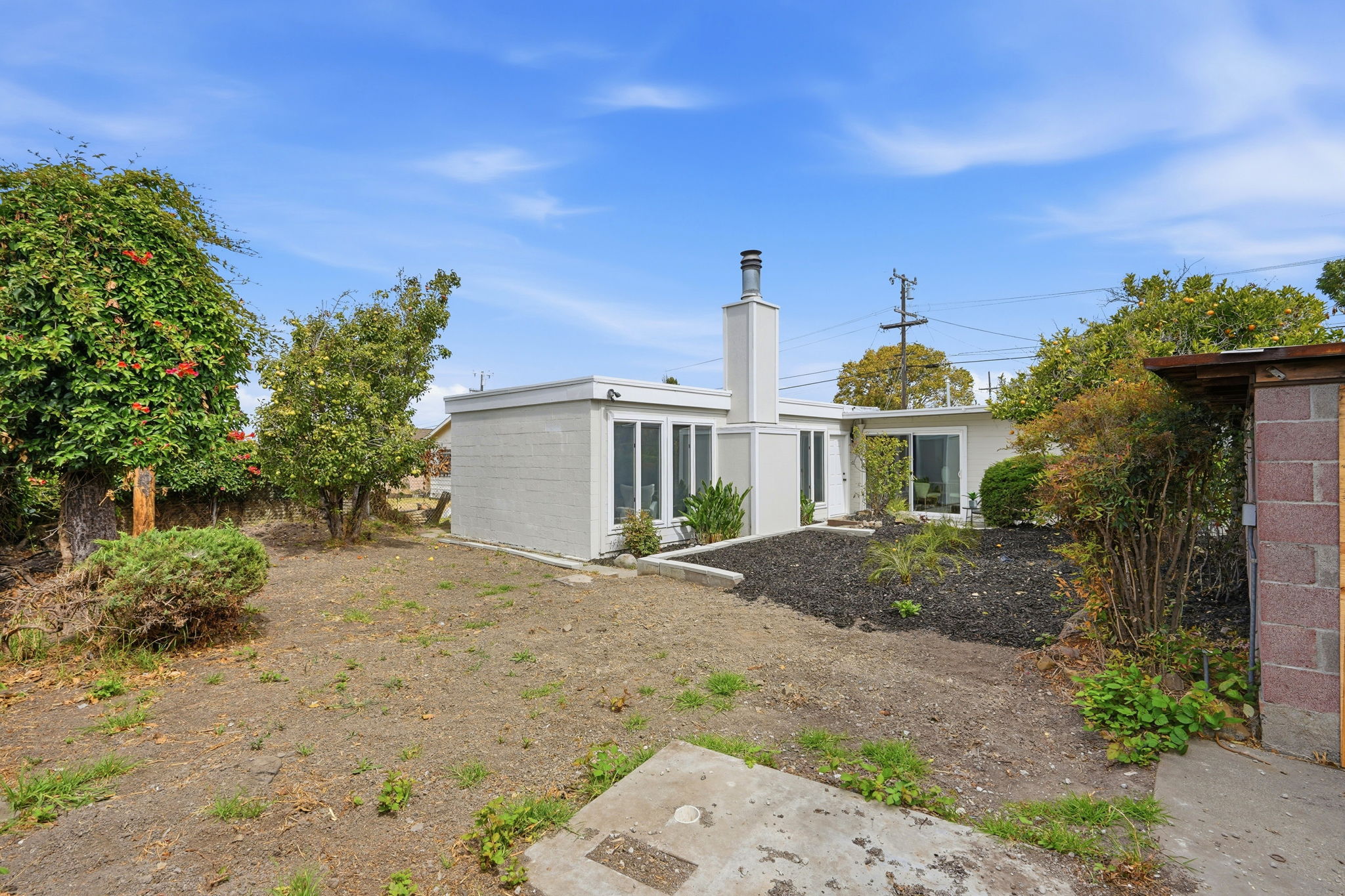 031_F8_800 Payne Dr