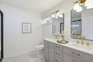 024_F8_800 Payne Dr