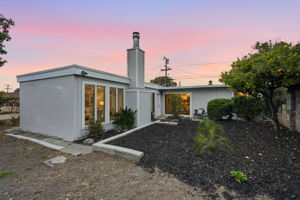 010_F8_TWILIGHT_800 Payne Dr