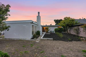 022_F8_TWILIGHT_800 Payne Dr