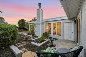 024_F8_TWILIGHT_800 Payne Dr