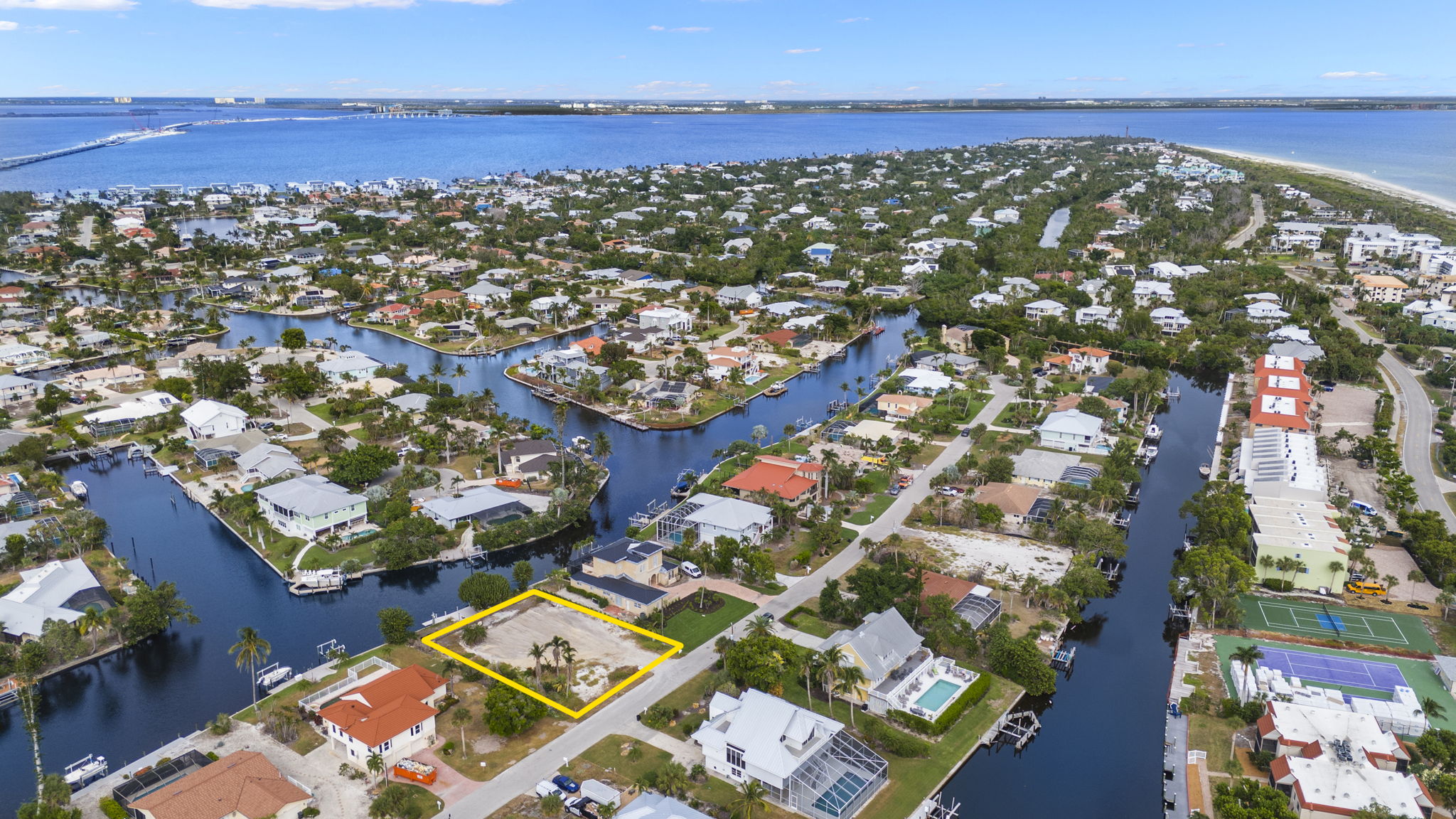 Aerial (2)_With Lot Lines