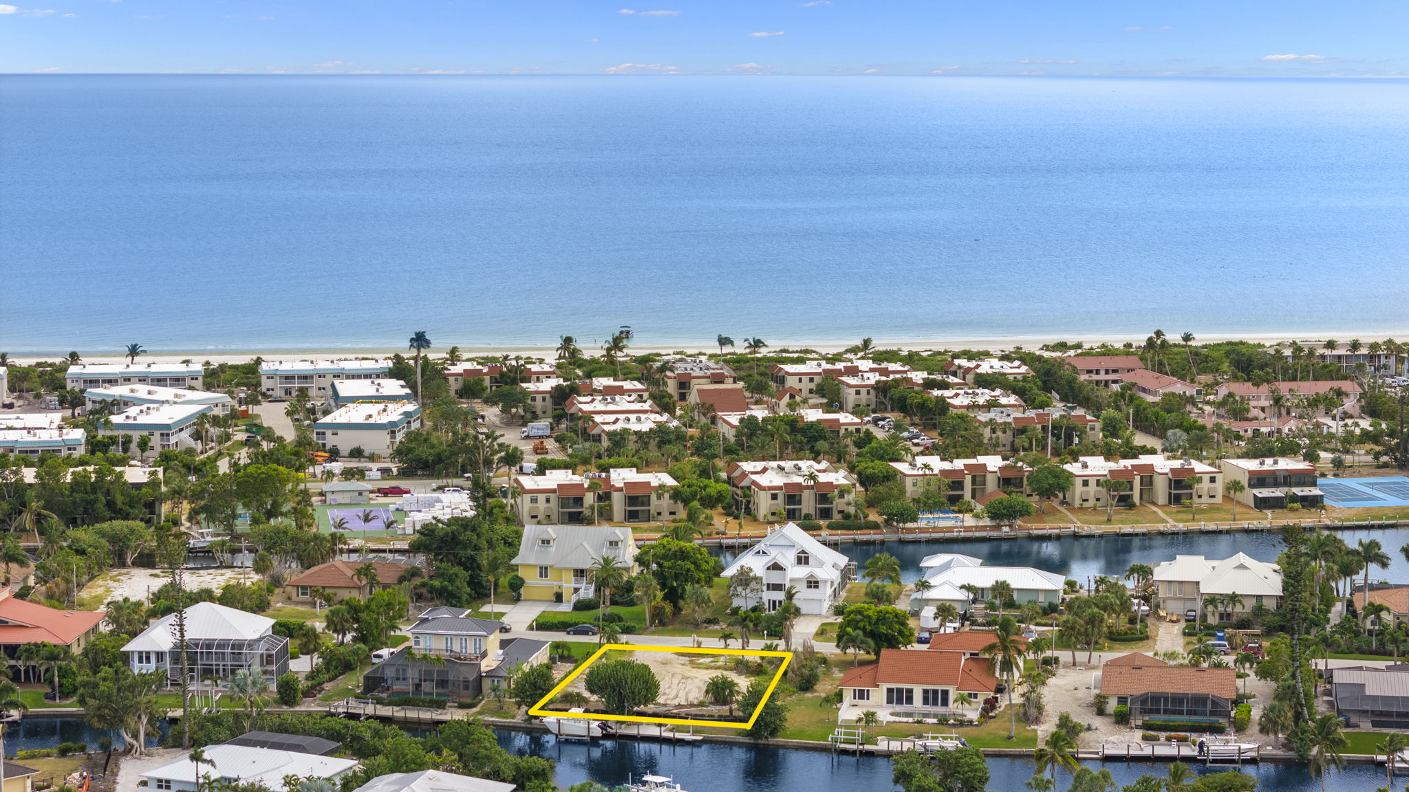 Aerial (4)_With Lot Lines