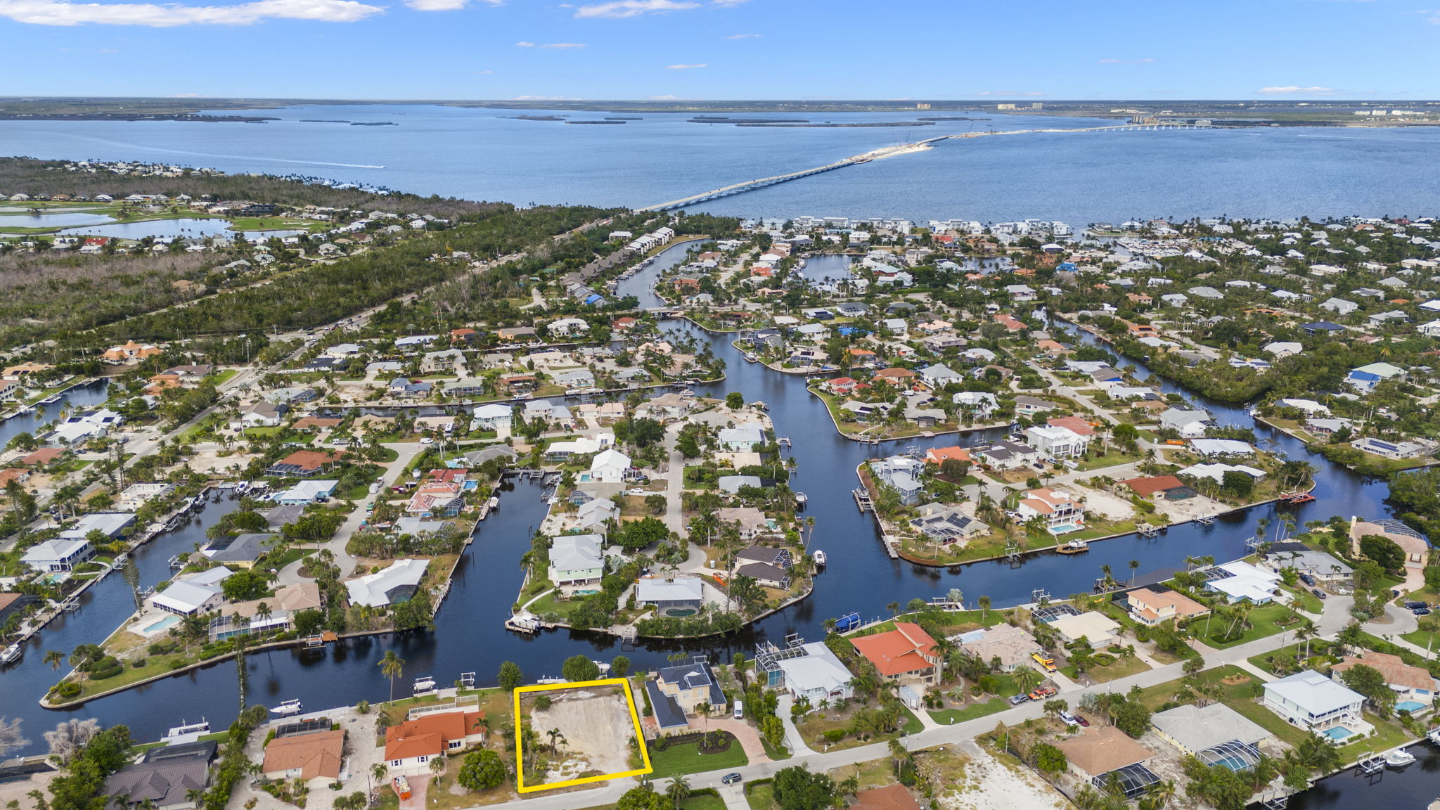 Aerial (3)_With Lot Lines