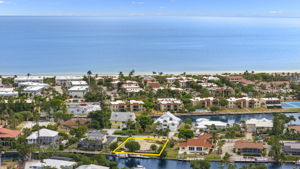 Aerial (4)_With Lot Lines