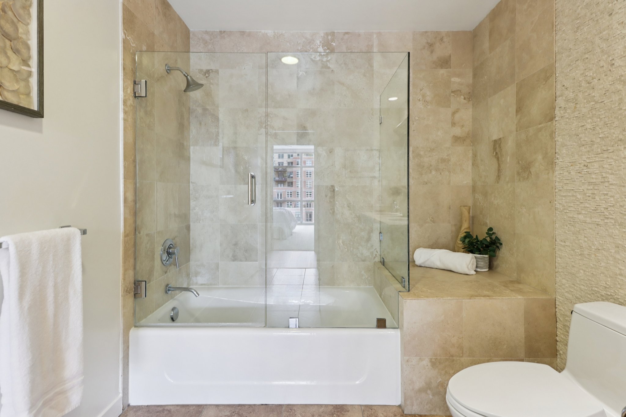 The Mark Ln 607-S0104-020.jpg