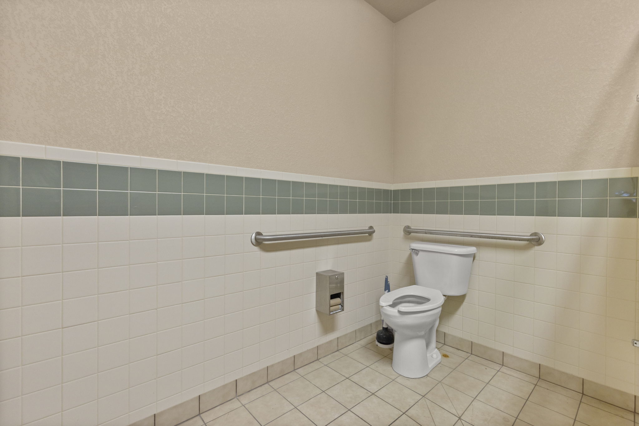  Photo 27