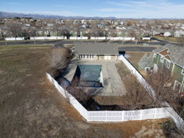  Photo 36