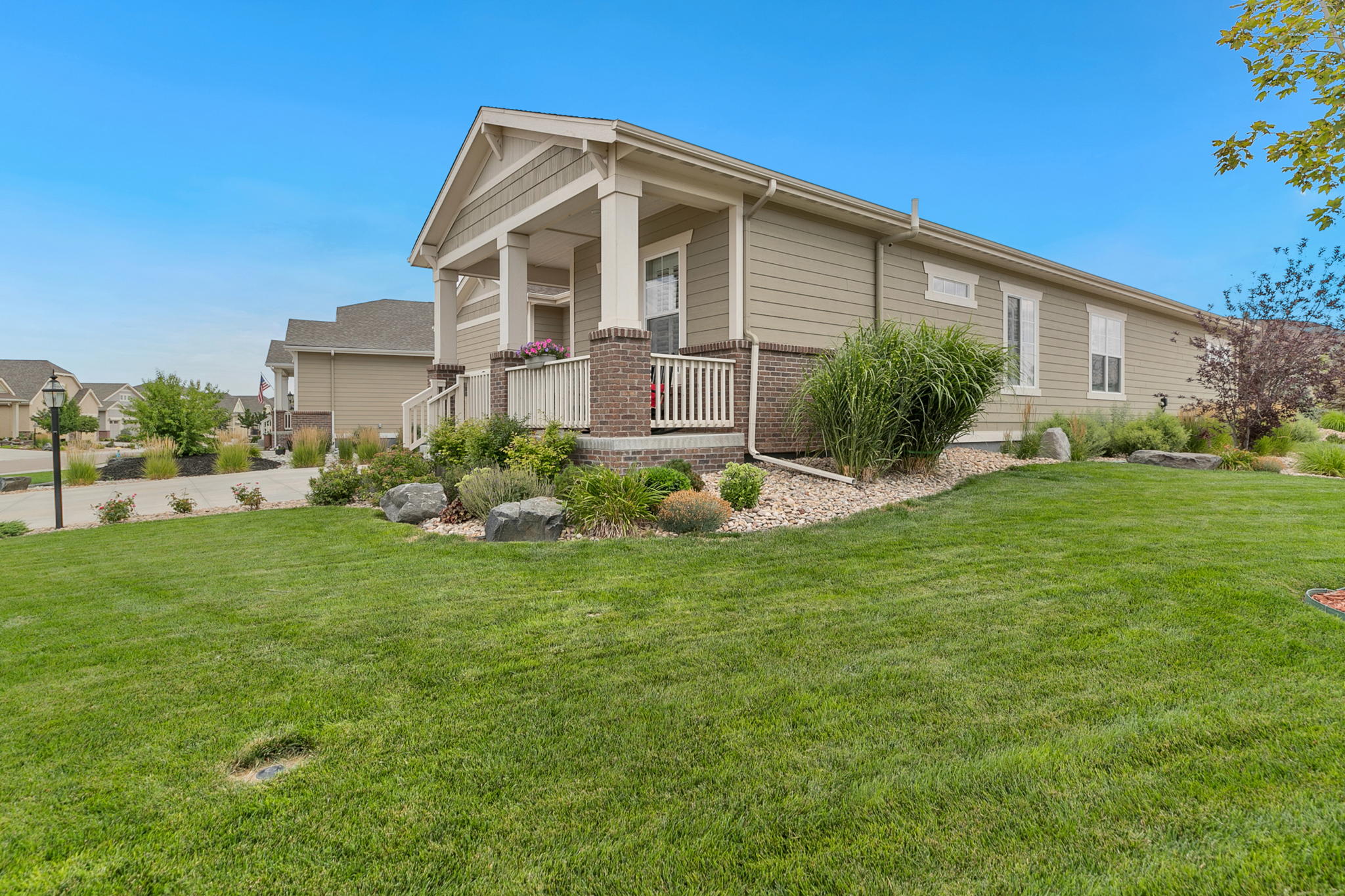 8000 Tamarac Ct, Thornton, CO 80602, USA Photo 3