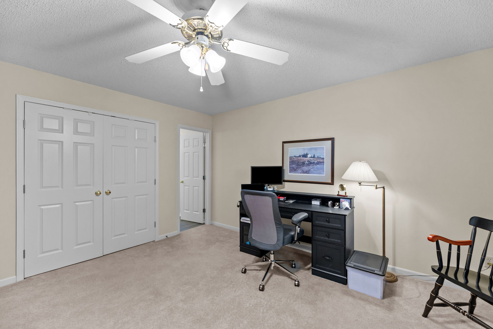  Photo 41