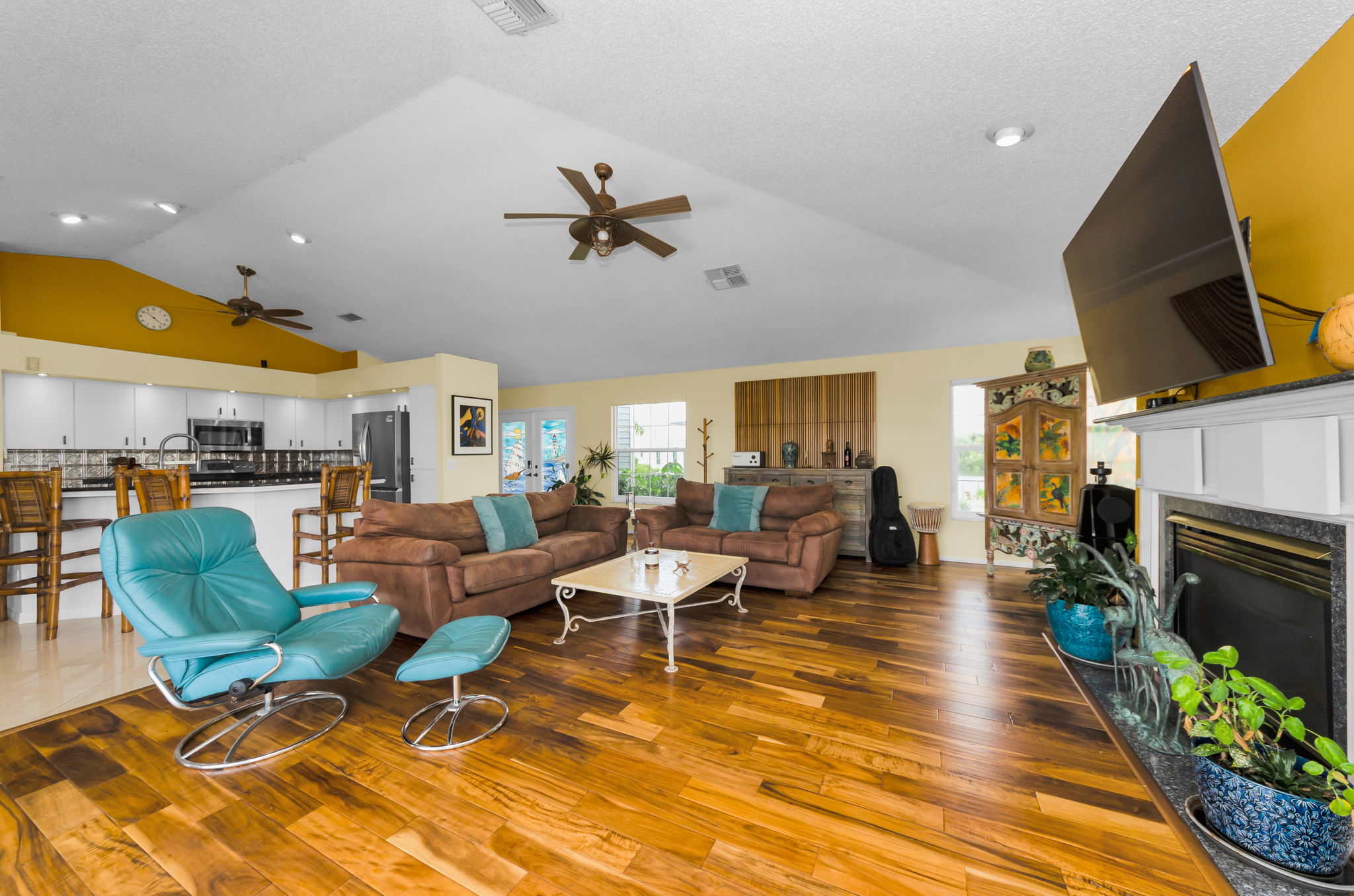 Living Room4