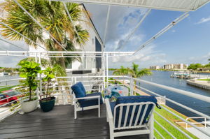 Balcony2
