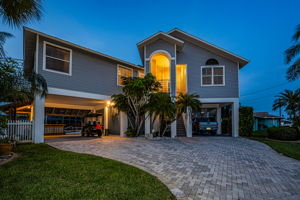 Front Exterior31