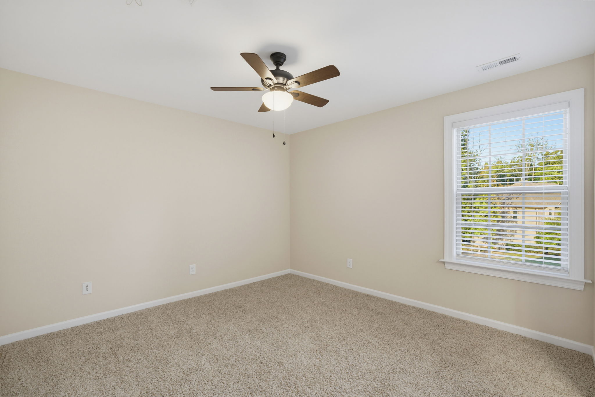 8001 Laffin Ct-33