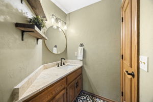  Photo 47
