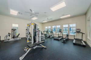 21-Fitness Center