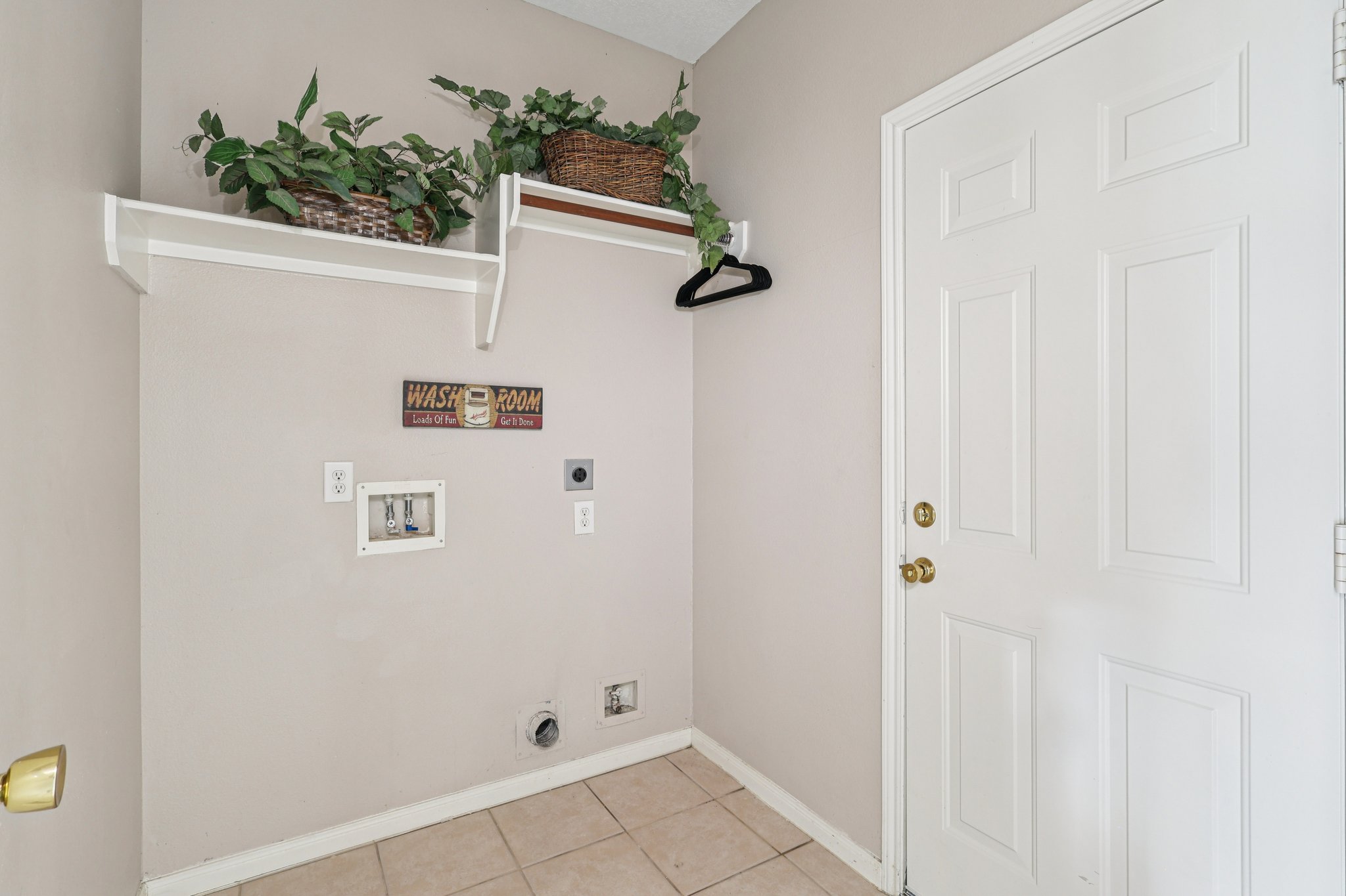 Cross Trail Dr-S2703-006.jpg