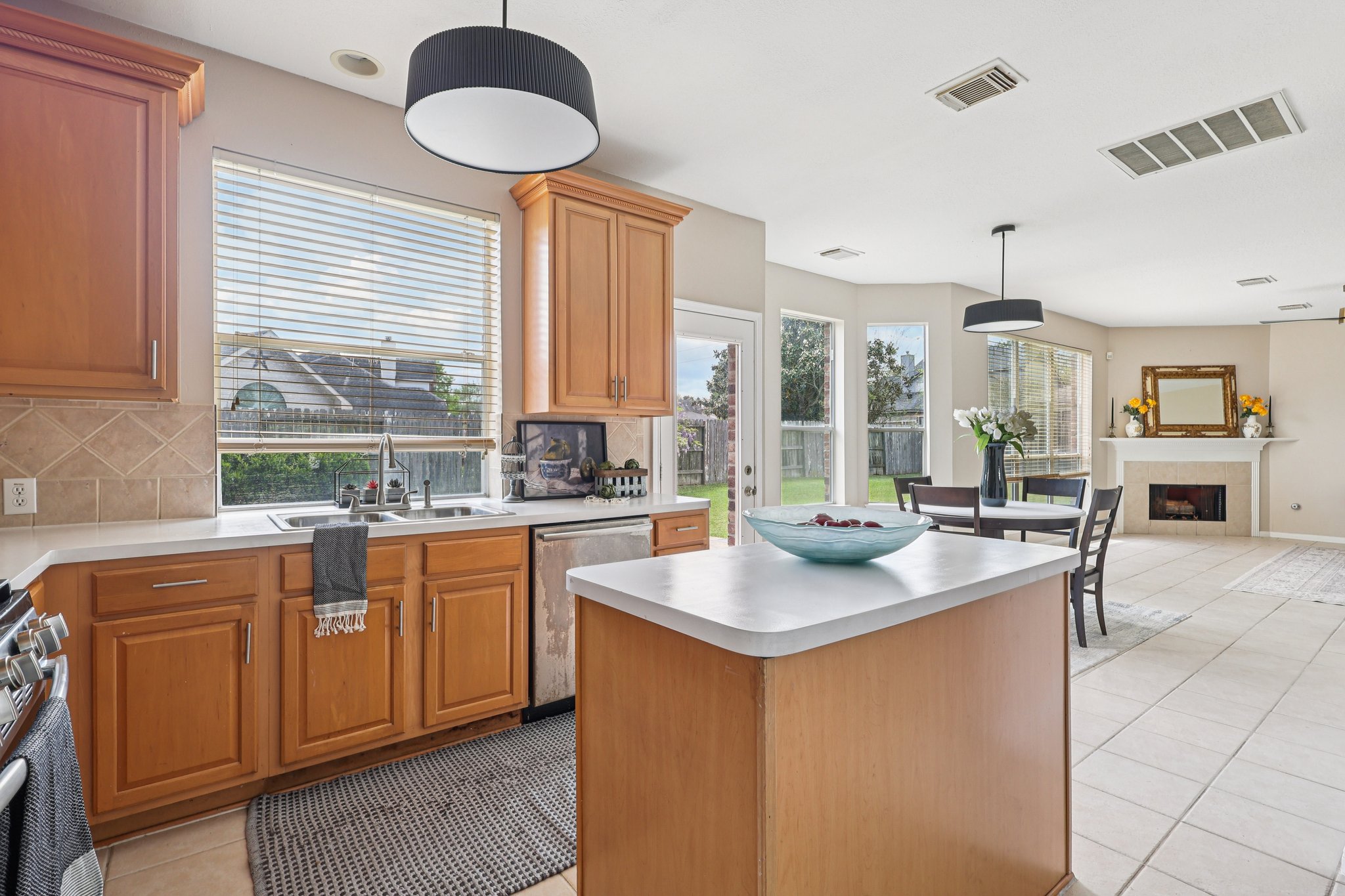 Cross Trail Dr-S2703-019.jpg