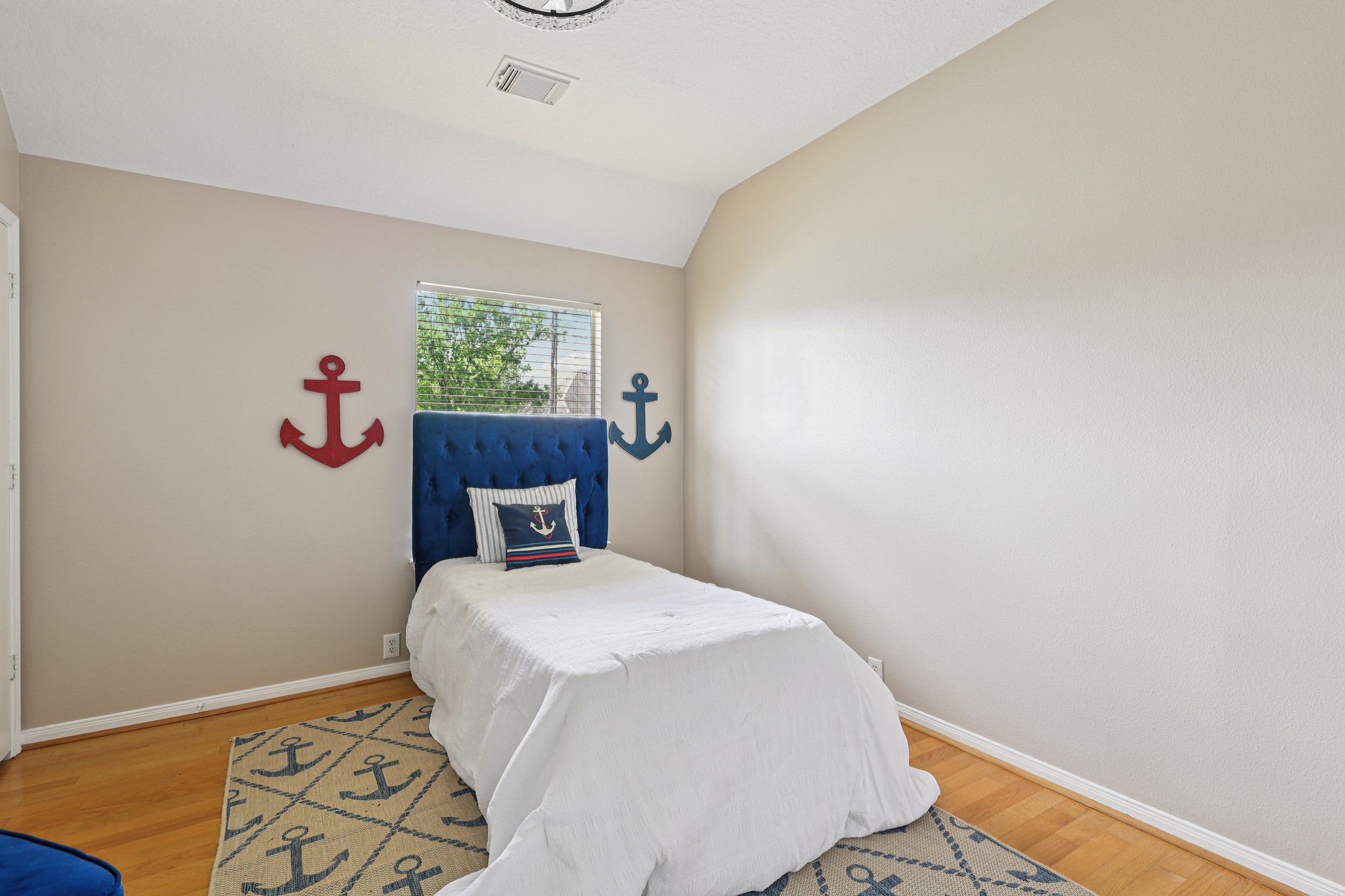 Cross Trail Dr-S2703-027.jpg