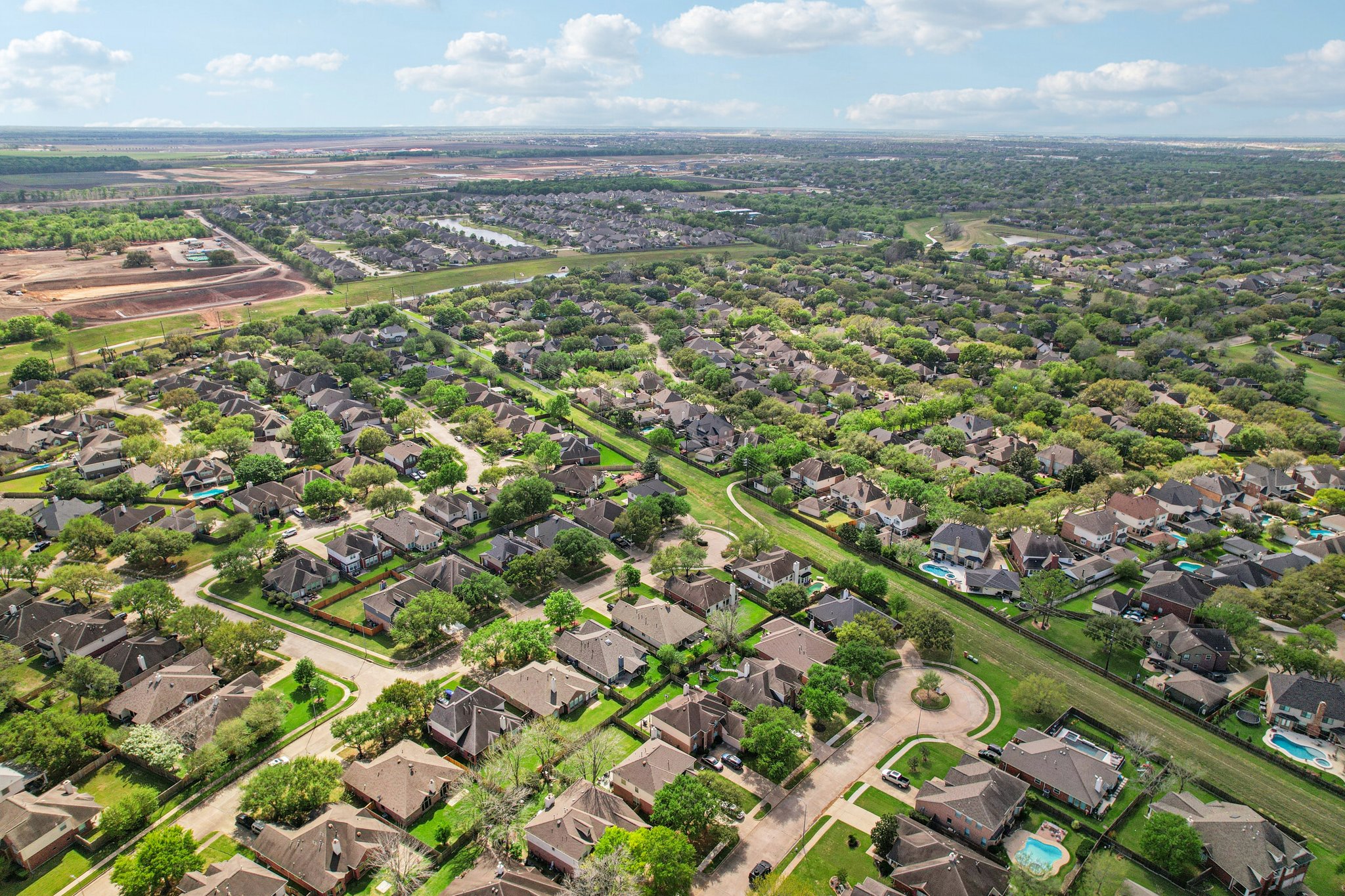 Cross Trail Dr-S2703-040.jpg