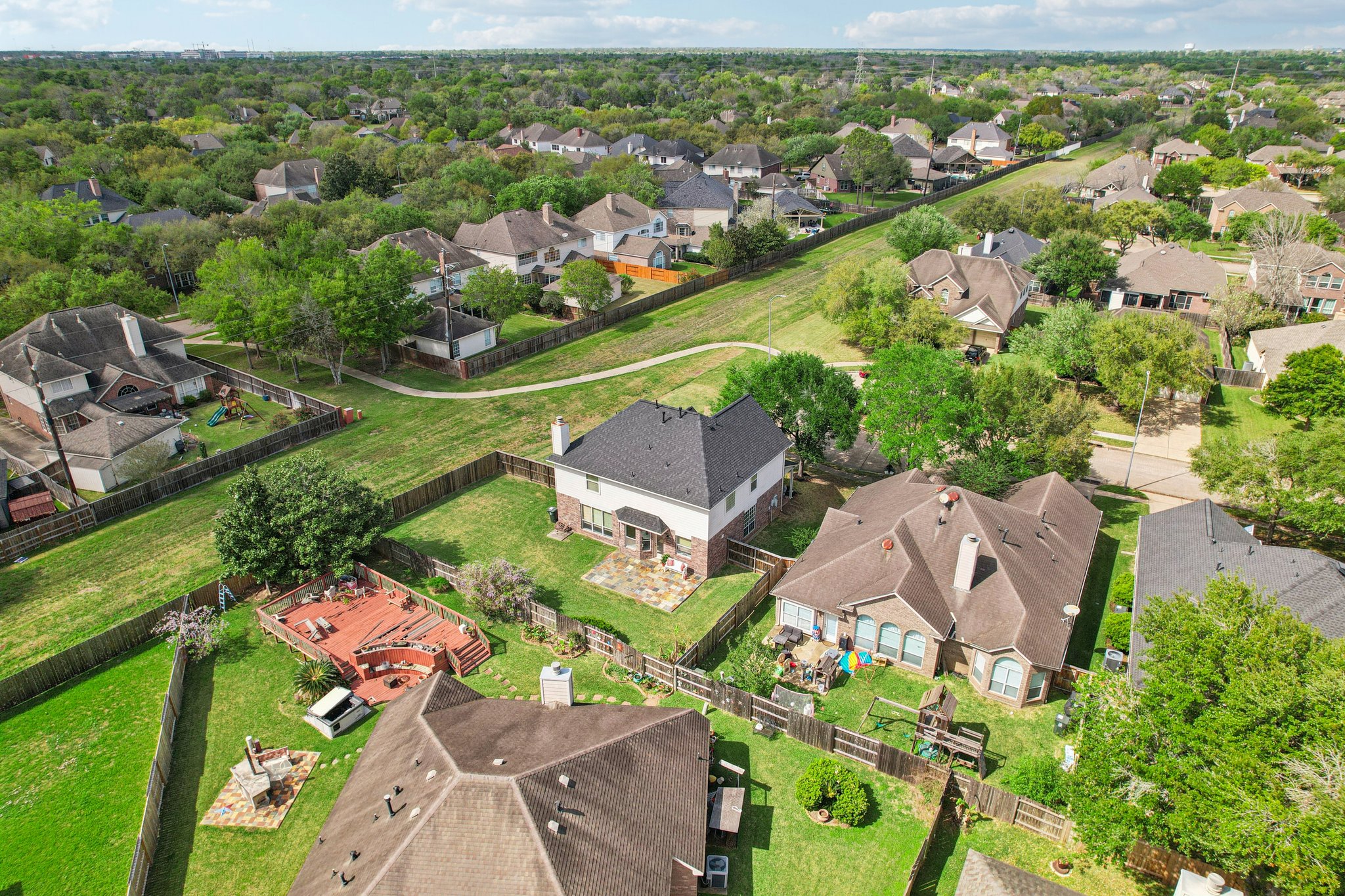 Cross Trail Dr-S2703-046.jpg