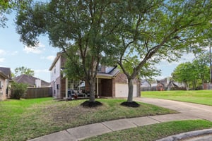 Cross Trail Dr-S2703-004r.jpg