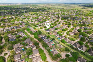 Cross Trail Dr-S2703-043r.jpg