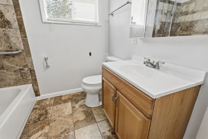  Photo 40