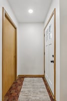 8006 Nina St_004.jpg