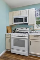8006 Nina St_011.jpg