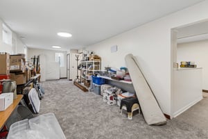 8006 Nina St_021.jpg
