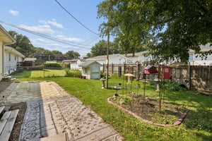 8006 Nina St_028.jpg