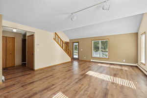  Photo 0