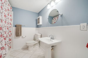  Photo 36